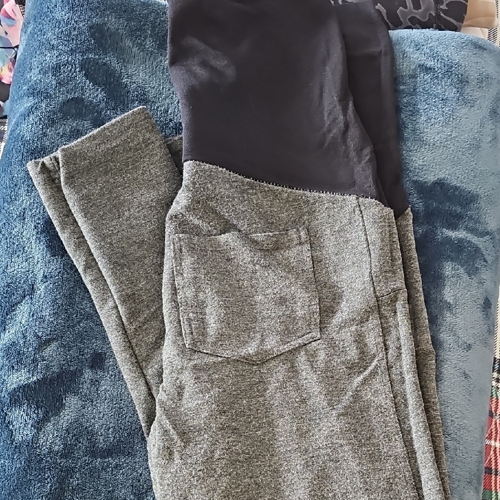 Gray and Black Maternity Leggings with Pocket